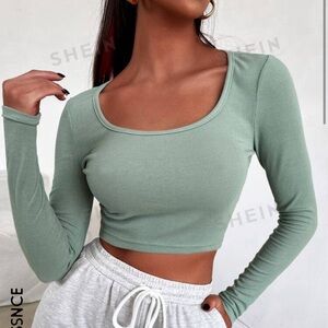 Green crop top